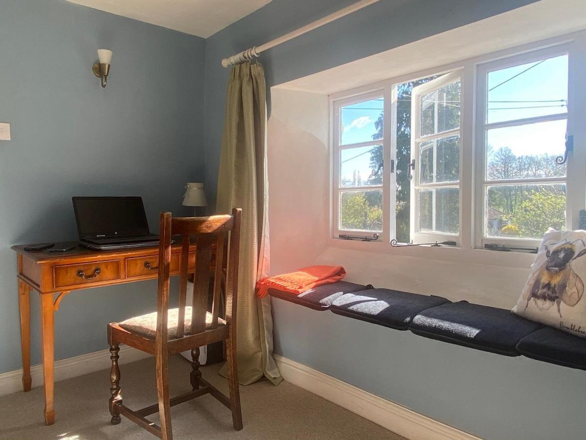 The Explorers Rest - Cottage - Frome Buckland Dinham Exteriör bild