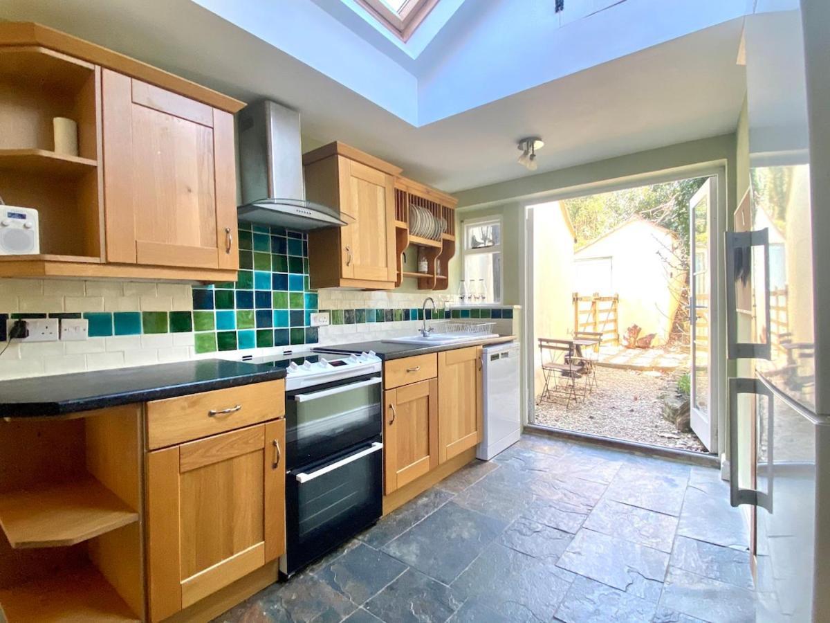 The Explorers Rest - Cottage - Frome Buckland Dinham Exteriör bild